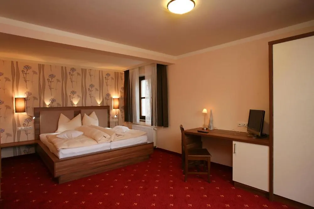 *** בית הארחה Gottsdorf  Landgasthof Zum Lang גרמניה